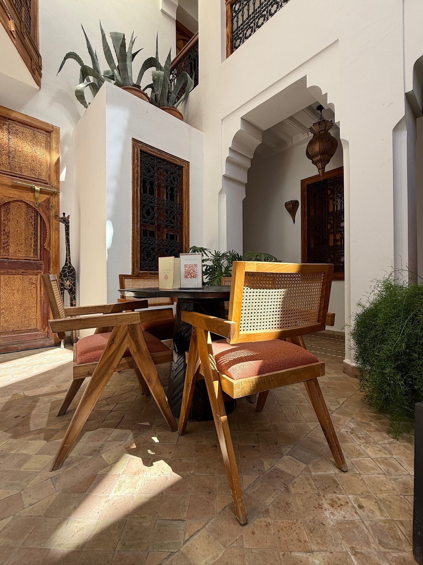 Riad RK intimate courtyard seating